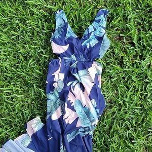 4 for $20 — Vacation Vibes Palm Maxi dress
